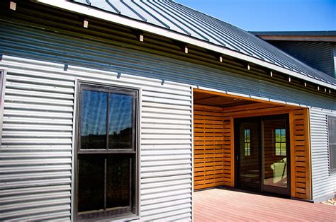 horizontal corrugated metal siding